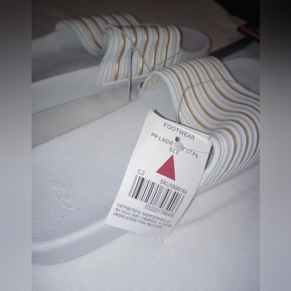 Ladies pro player slides size 6 - Picture 4 of 6